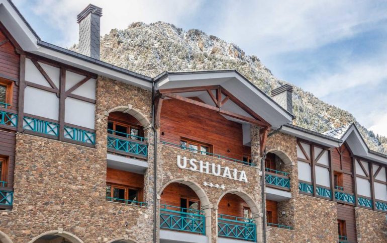 Ushuaia main photo 1